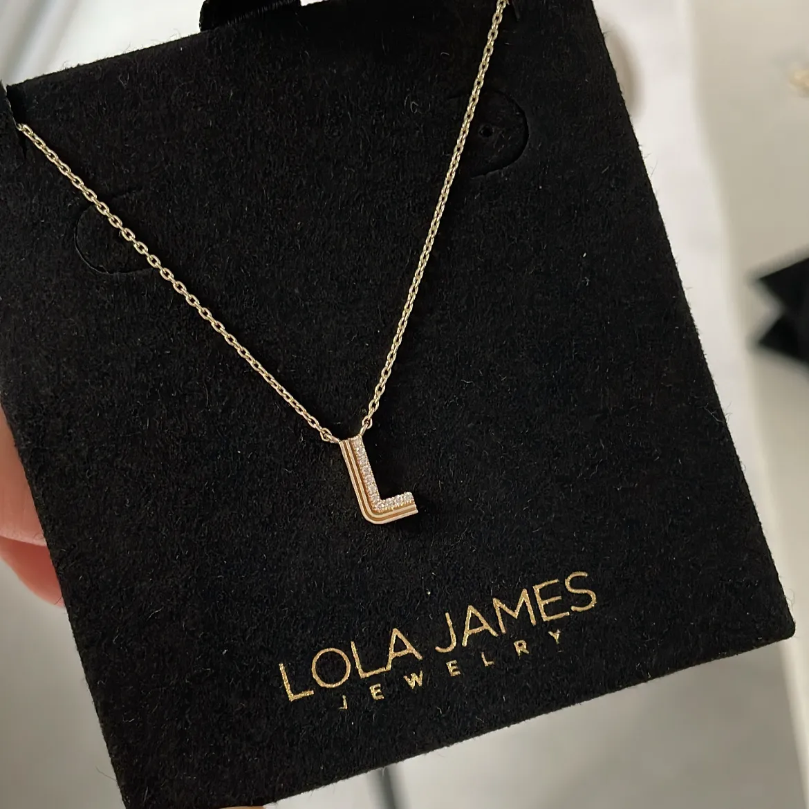 Diamond Detail Retro Fluted Letter Necklace