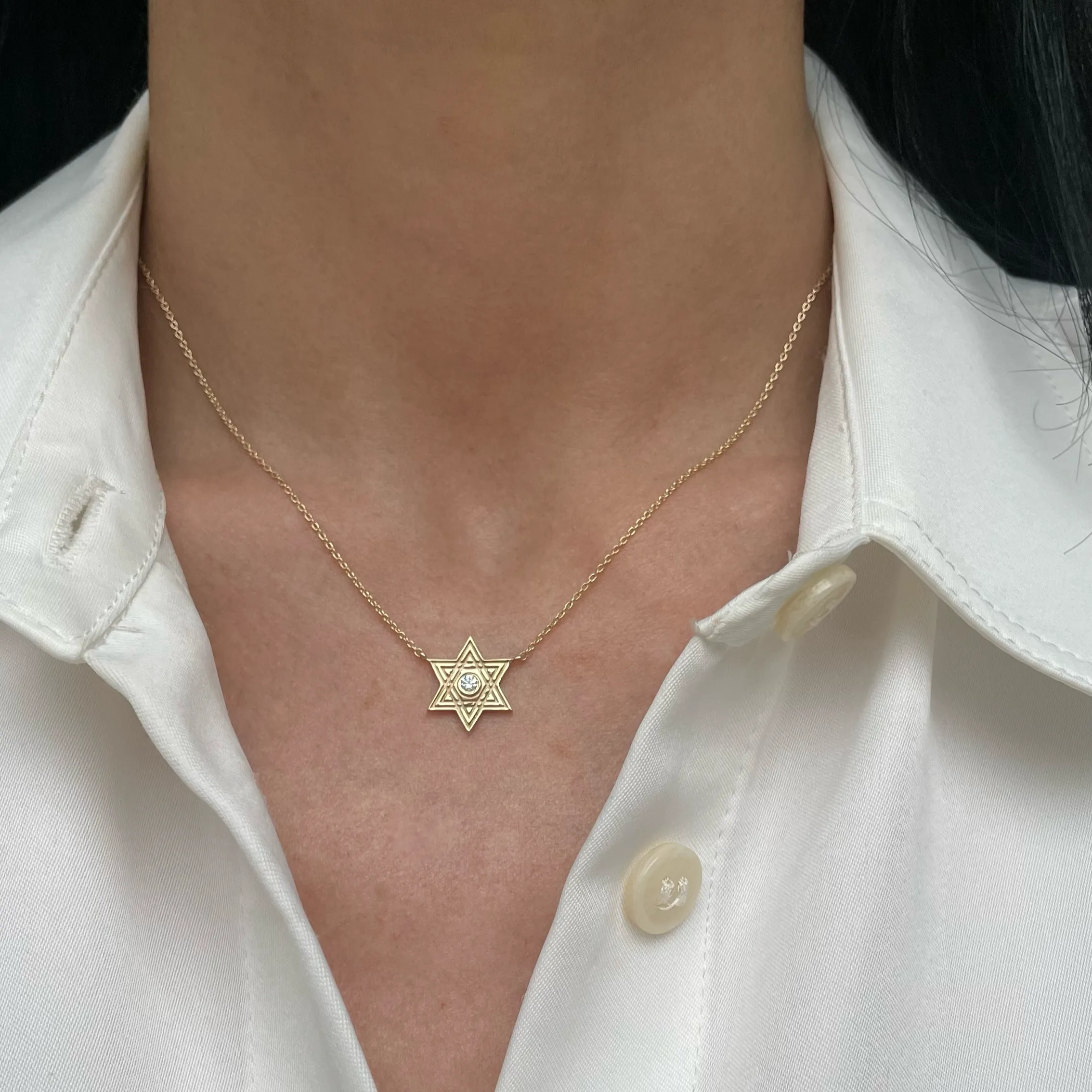Retro Fluted Gold and Diamond Jewish Star Necklace