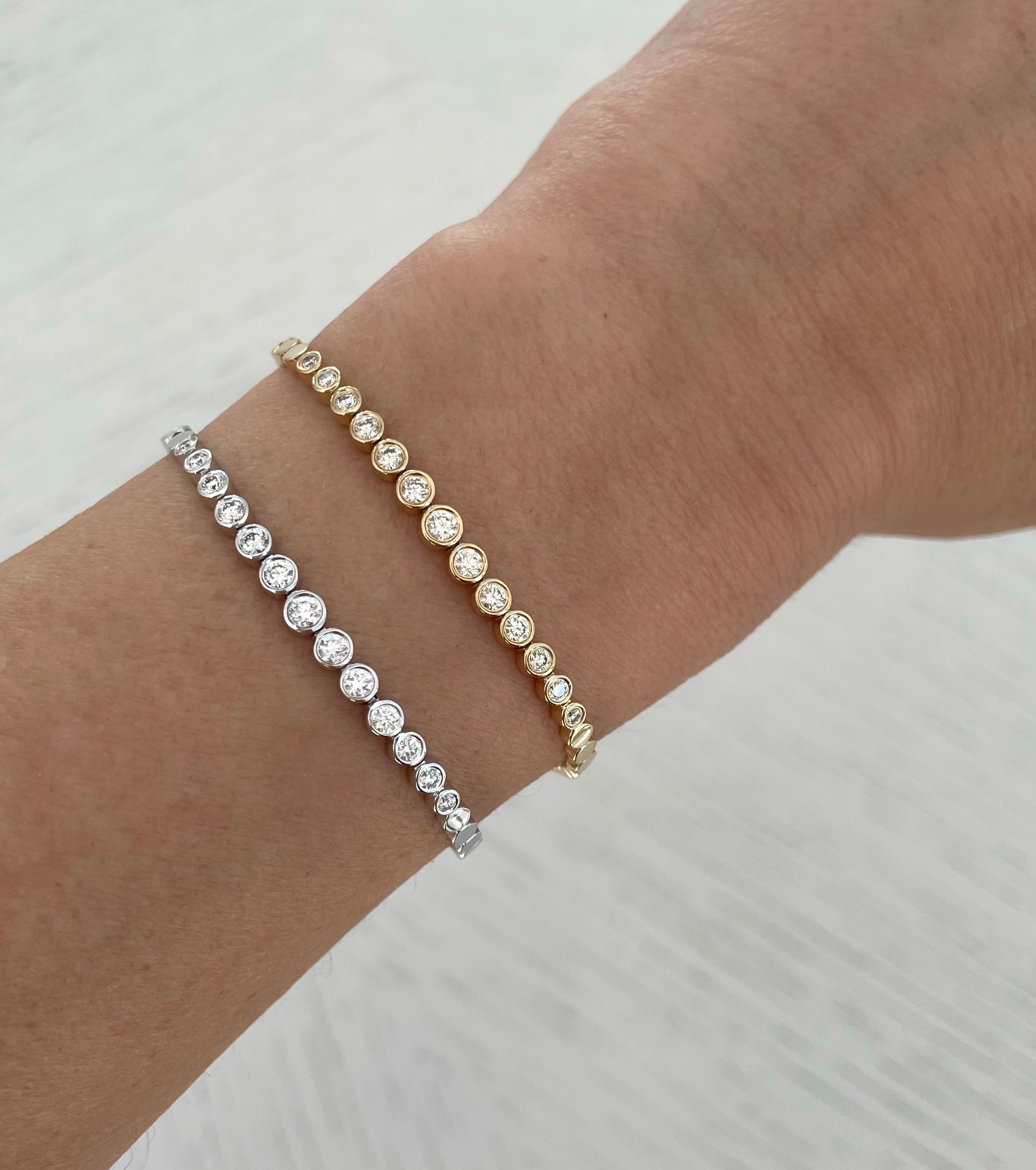 Graduated Diamond Bezel Tennis Bracelet